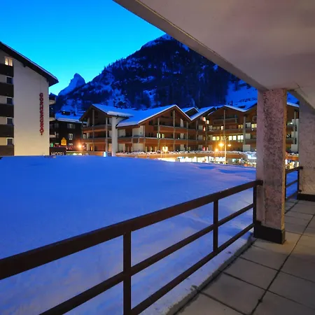 Haus Viktoria A Apartment Zermatt